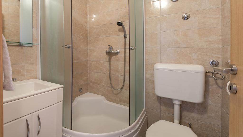 City Apartments Требинье Экстерьер фото