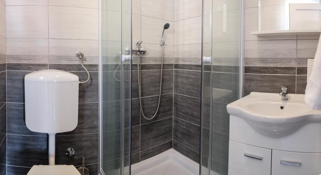 City Apartments Требинье Экстерьер фото